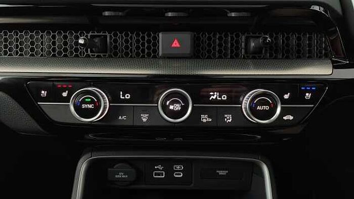 Honda CR-V Hybrid HONDA CR-V 2.0 17.7kWh Advance Tech SUV 5dr Petrol Plug-in Hybrid eCVT Euro 6 (s 