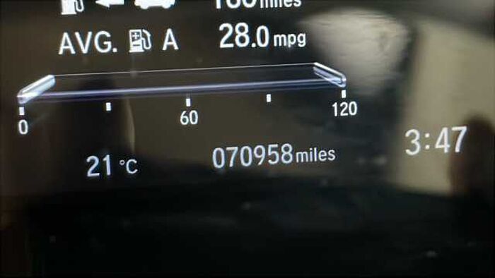 Honda CR-V Hybrid HONDA CR-V 2.0 h i-MMD SR SUV 5dr Petrol Hybrid eCVT 4WD Euro 6 (s/s) (184 ps) 