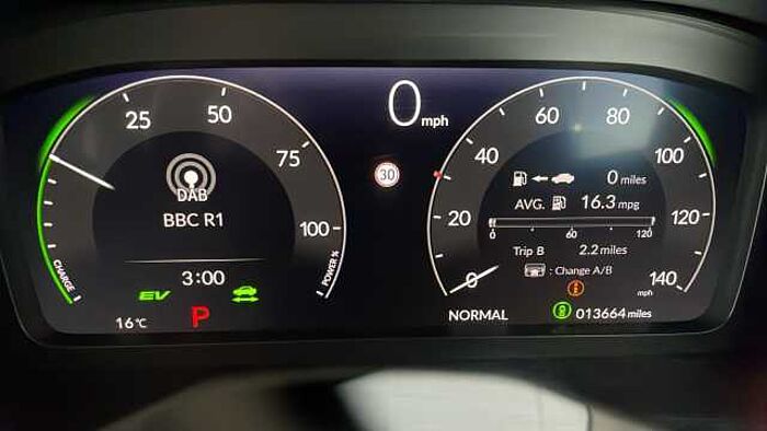 Honda CR-V Hybrid HONDA CR-V 2.0 h i-MMD Advance SUV 5dr Petrol Hybrid eCVT 4WD Euro 6 (s/s) (184 