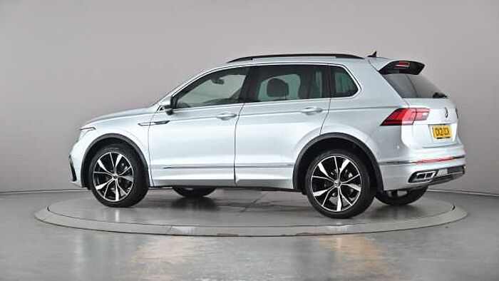 Volkswagen Tiguan VOLKSWAGEN Tiguan 2.0 TDI R-Line SUV 5dr Diesel DSG 4Motion Euro 6 (s/s) (150 ps 