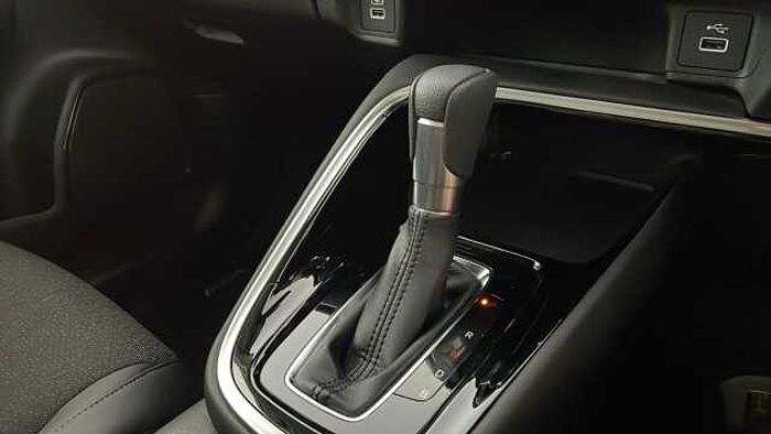 Honda HR-V Hybrid HONDA HR-V 1.5 h i-MMD Advance SUV 5dr Petrol Hybrid CVT Euro 6 (s/s) (131 ps) 