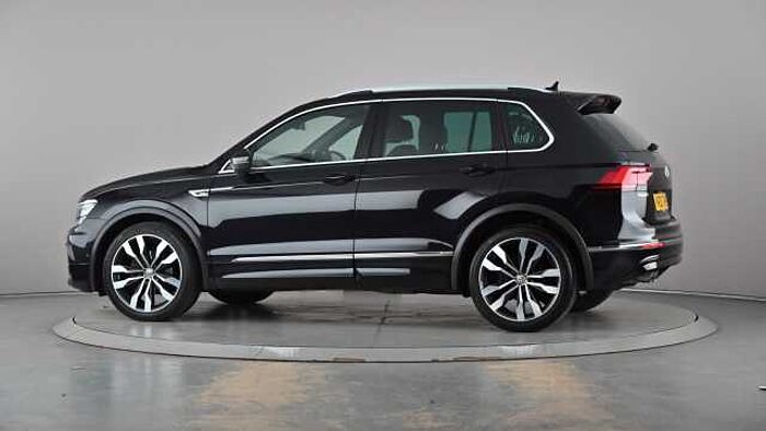 Volkswagen Tiguan VOLKSWAGEN Tiguan 2.0 TDI R-Line Tech SUV 5dr Diesel DSG Euro 6 (s/s) (150 ps) 