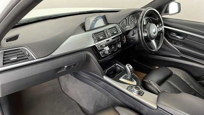 BMW 320 Touring BMW 3 Series 2.0 320d M Sport Touring 5dr Diesel Auto Euro 6 (s/s) (190 ps) 