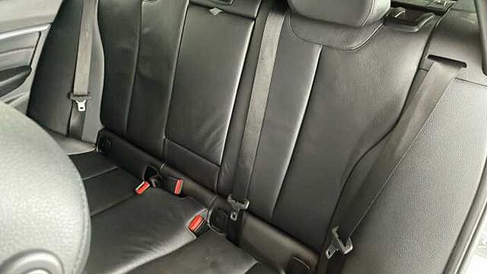 BMW 320 Touring BMW 3 Series 2.0 320d M Sport Touring 5dr Diesel Auto Euro 6 (s/s) (190 ps) 